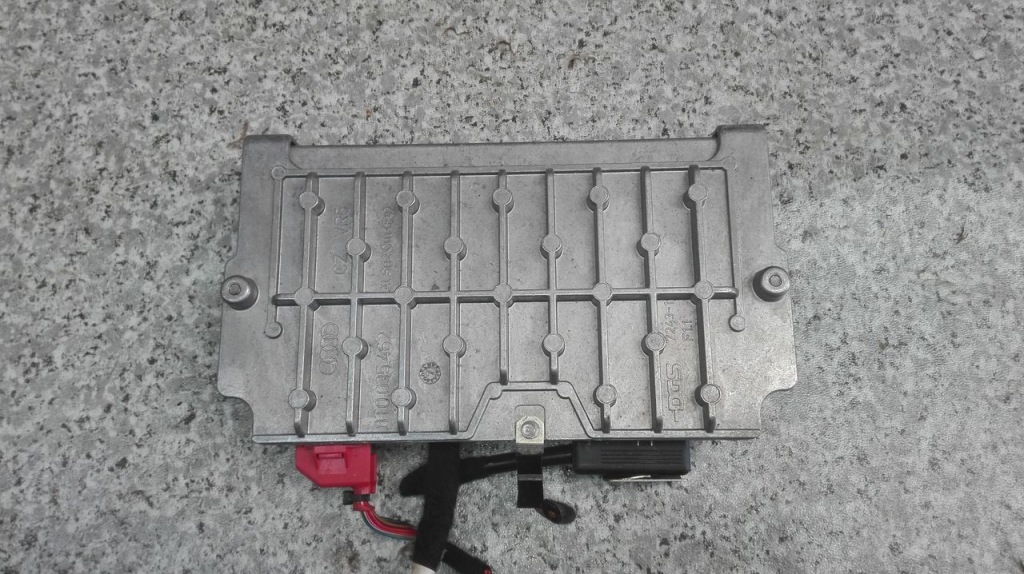 фото №1, Усилитель - audi a4 b8 a5 8t 8t0035462