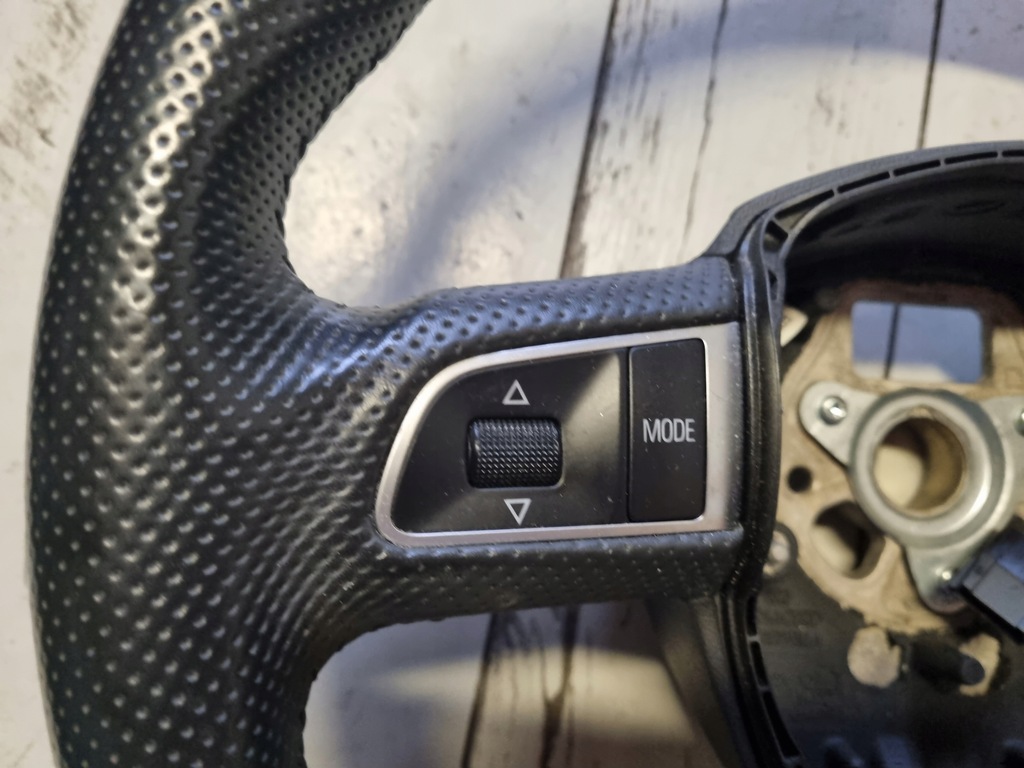 фото №9, Воздуховод кожаный мультифункция s-line 8p0419091dt + ручка 8k1713139e