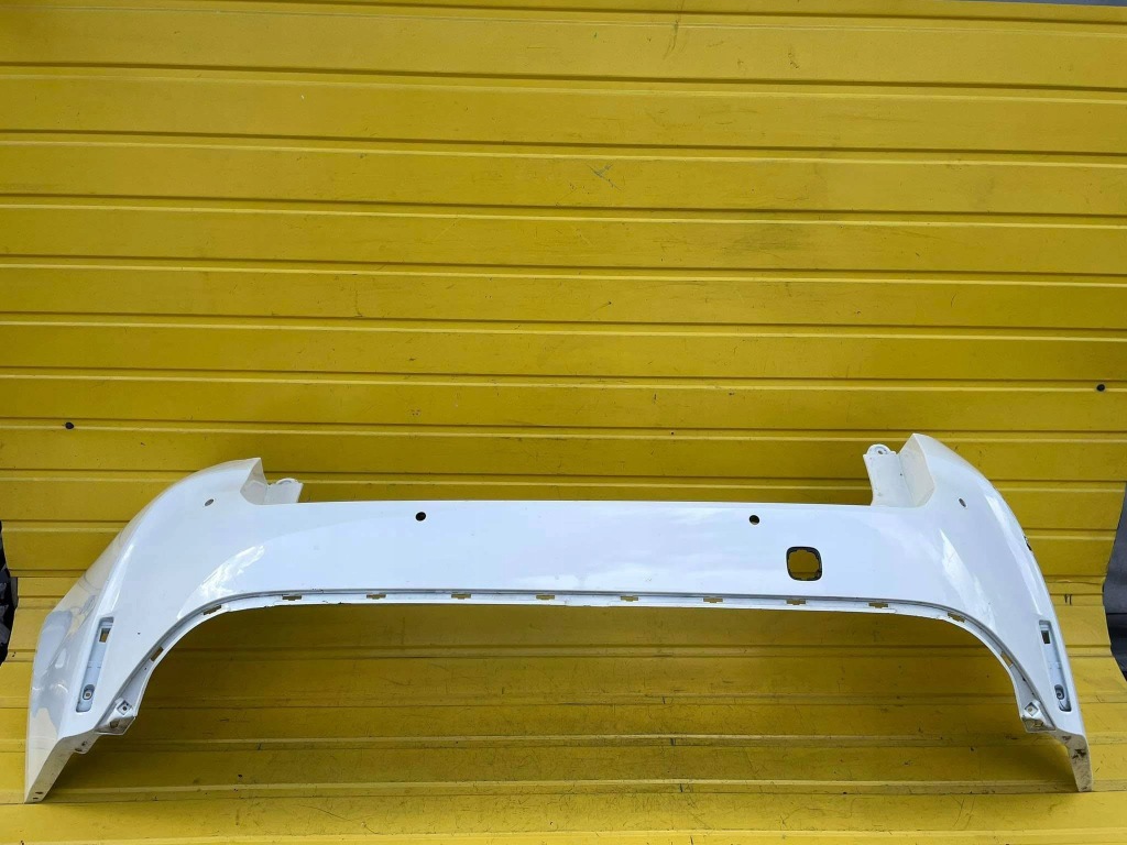 Купить Toyota corolla e21 универсал бампер задний 52159-02c80 giełda