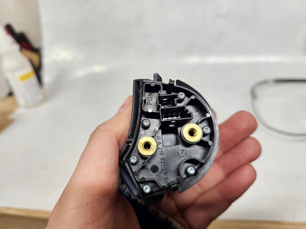 фото №8, Mercedes e-klasa w210 переключатель многофункциональный руля a2108212551