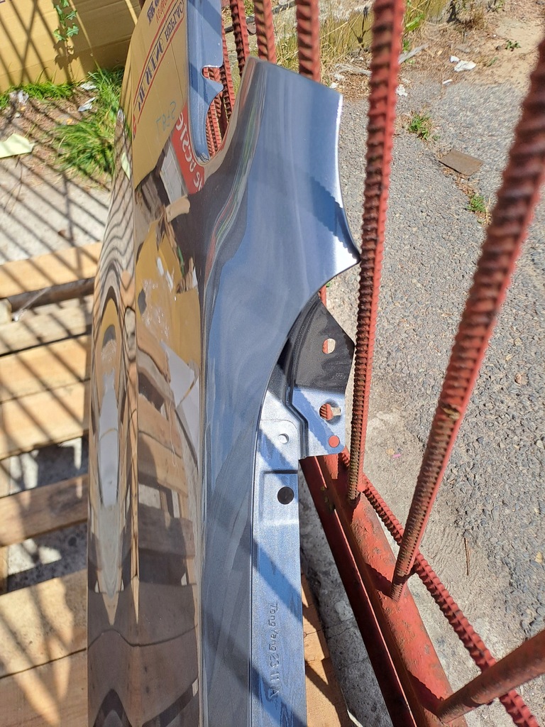 фото №9, Крила правий vw touran 2 ii 2010-. lub caddy 3 iii po 2010 ld7r