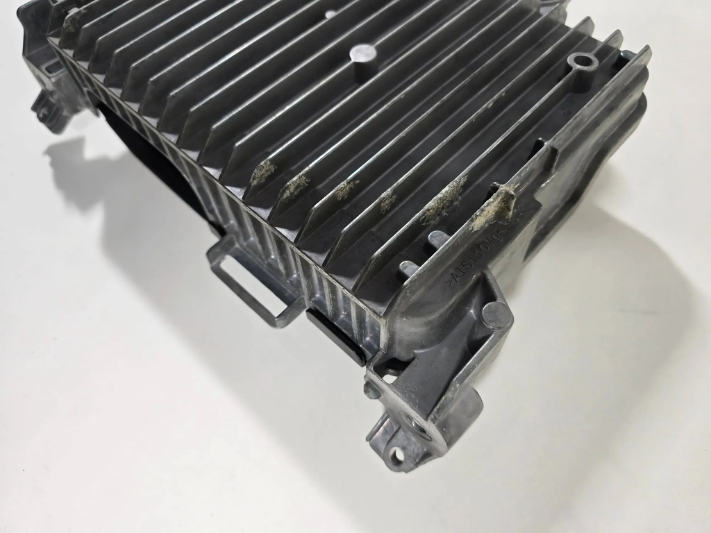 фото №9, Tesla model 3 2022 модули комфорта