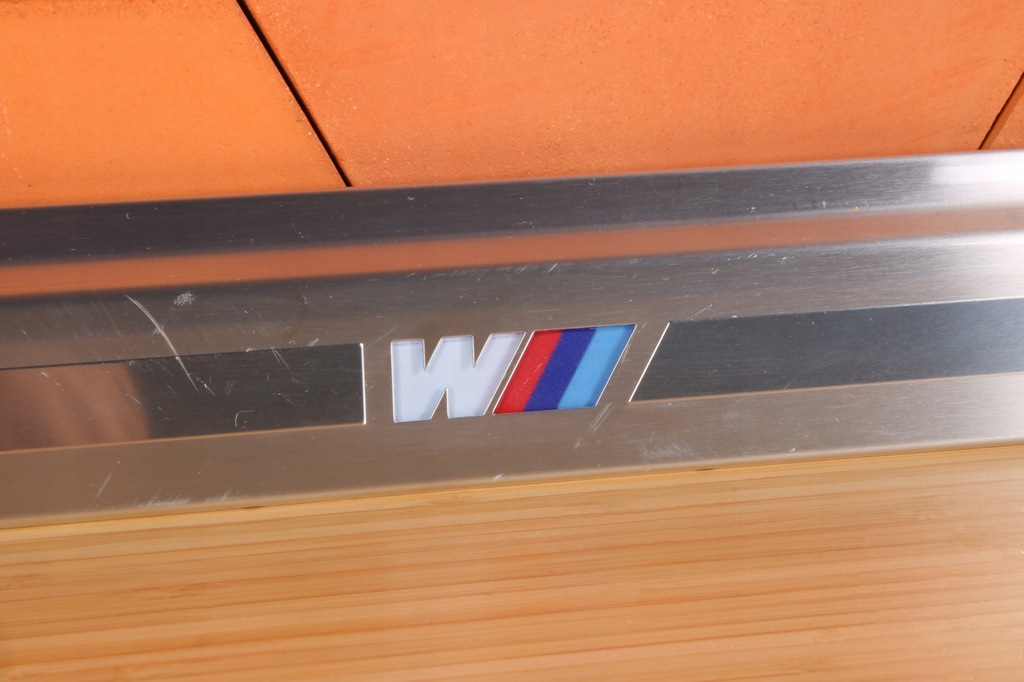 фото №6, Bmw 7 g70 m-pakiet молдинг накладка порог правый перед подсвеченная 9870754