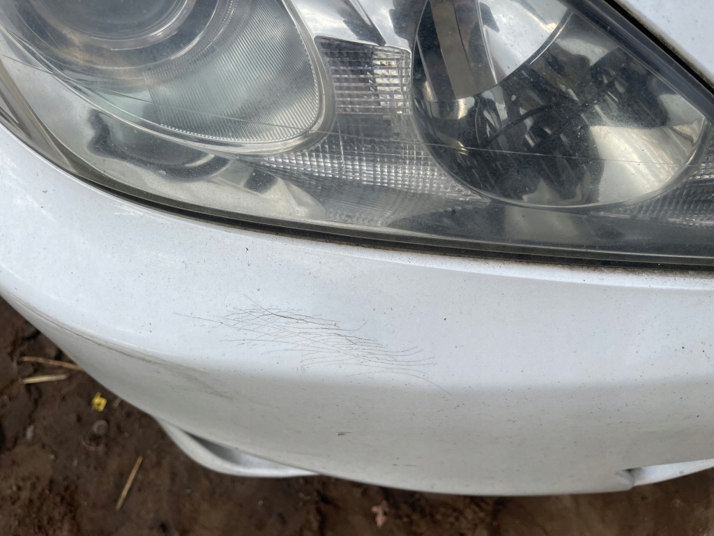 Lexus is f sport 2011 - бампер перед передний drugi последний рестайлинг с Разборки