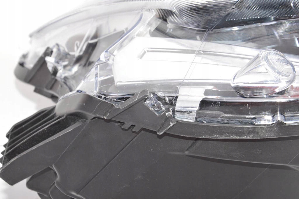 фото №10, Maserati quattroporte m156 лампа правий перед