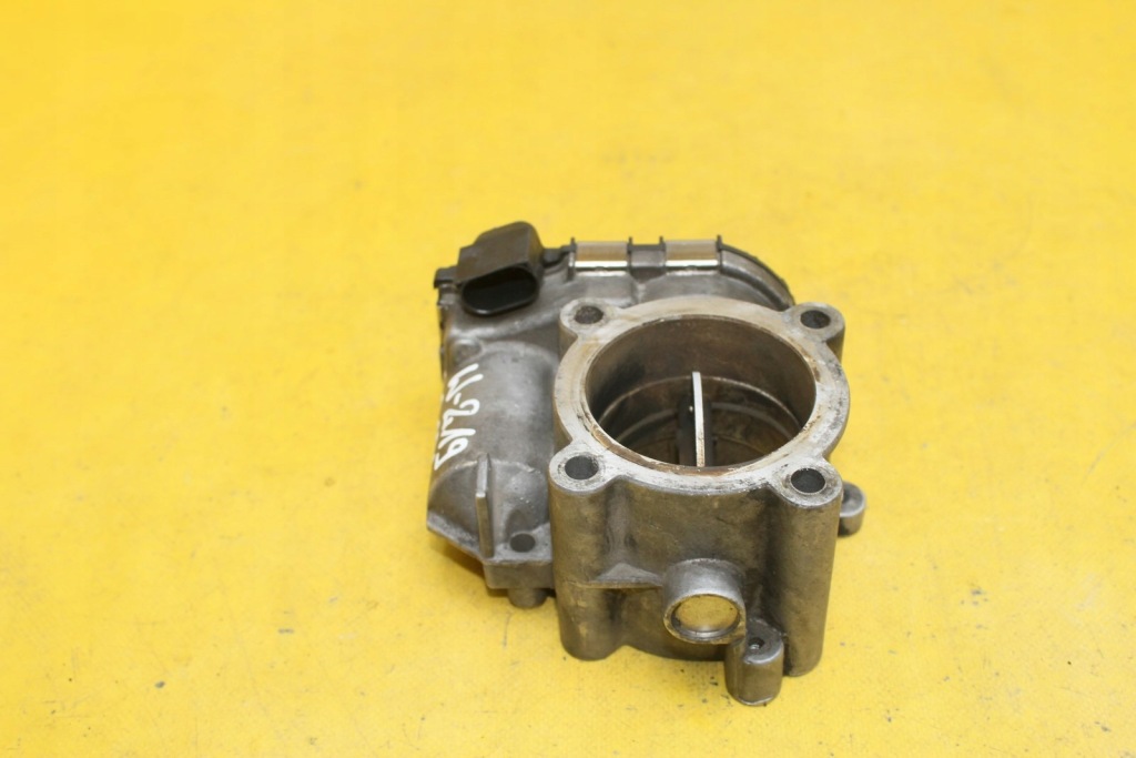 фото №3, Дроссельная заслонка cls w219 3.0 cdi a6420900070