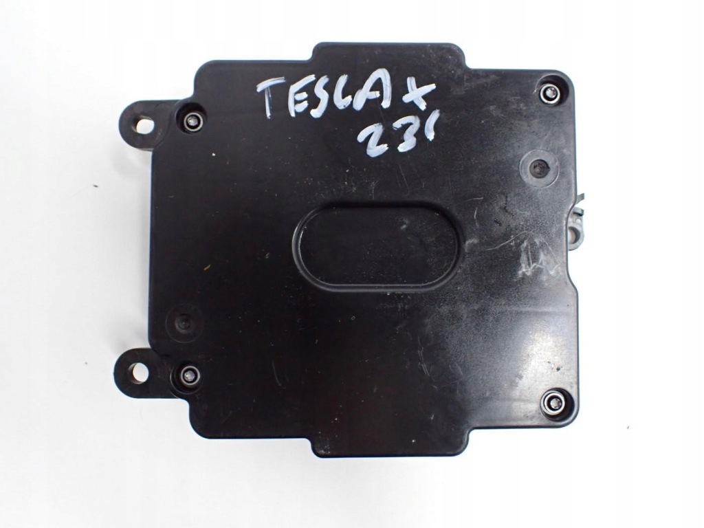 Купити Модуль блок керування двері 1062056-00-d tesla model x 23r