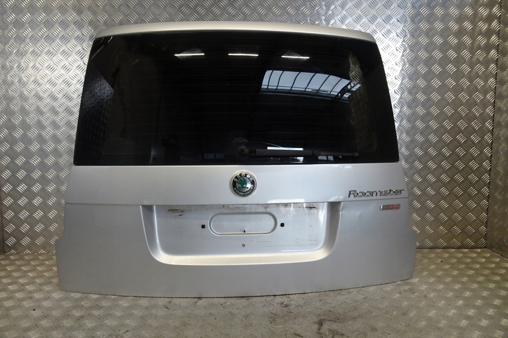 фото №1, Skoda roomster - кришка багажника задня