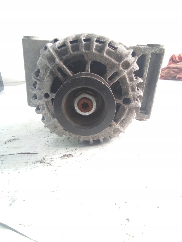 L386 генератор opel insignia b16dth 13586366 Оригінал