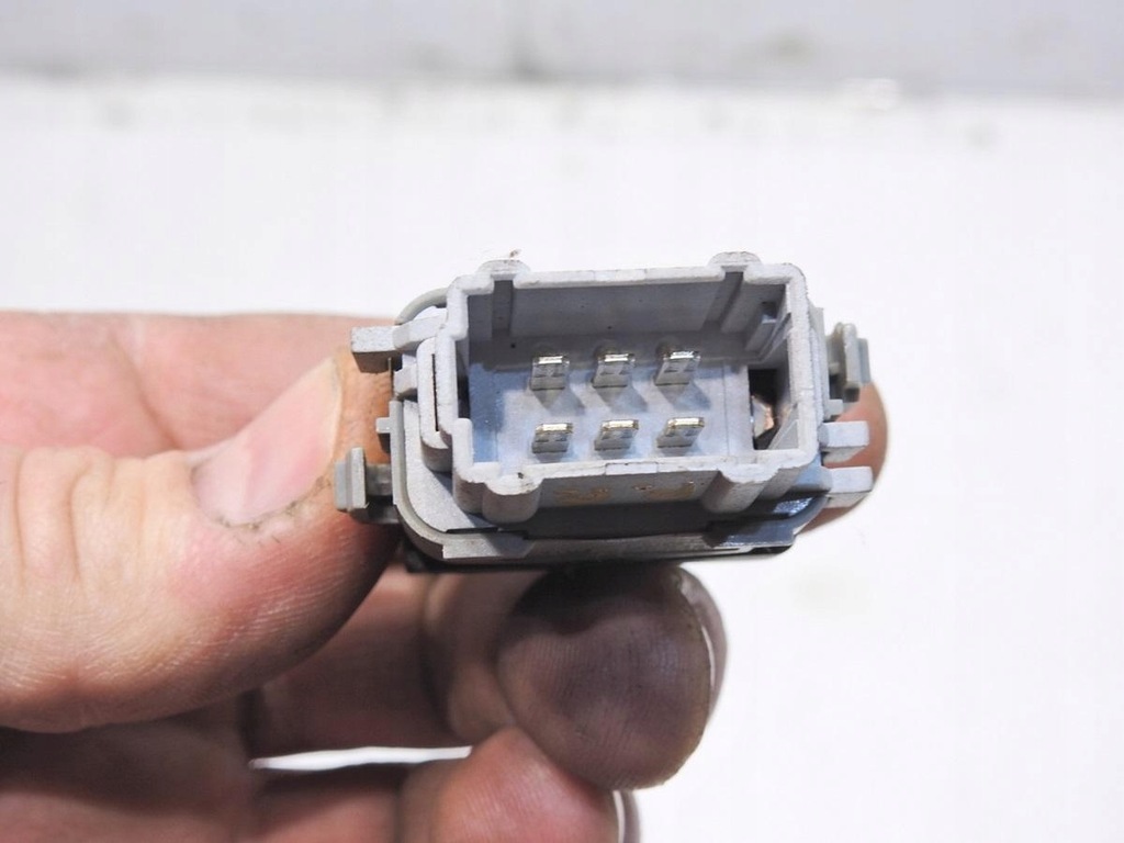 фото №3, Кнопка скло правий перед renault scenic ii