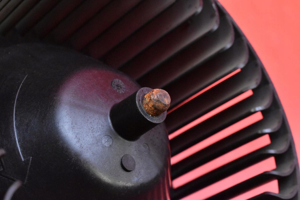 фото №8, Воздуходувка вентилятор обдув eu t52010a opel mokka a 12-15