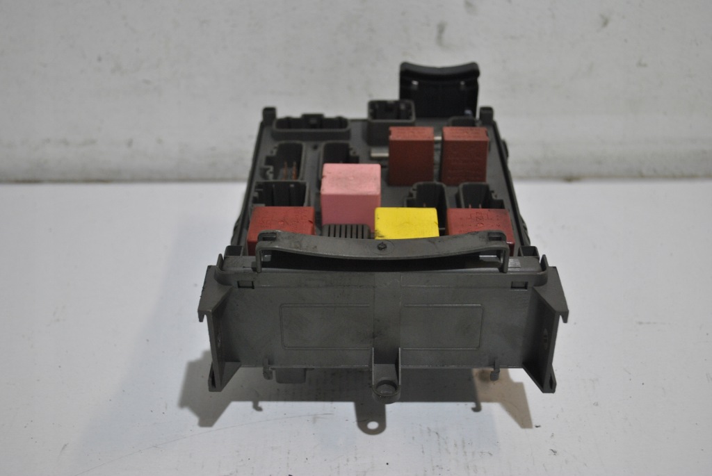 фото №4, Коробка предохранителей модуль bsi renault laguna ii 8200447438a