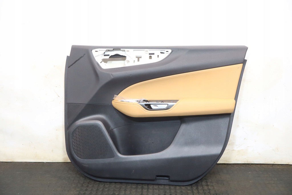 фото №8, Сиденья заднее сиденье обшивки комплект lexus nx ii 2.5 350h hybrid