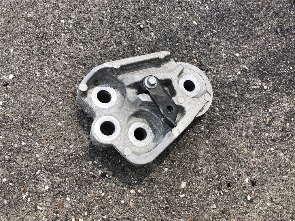 фото №1, Кронштейн кронштейн двигуна 1.0 ecoboost ford b-max 12-