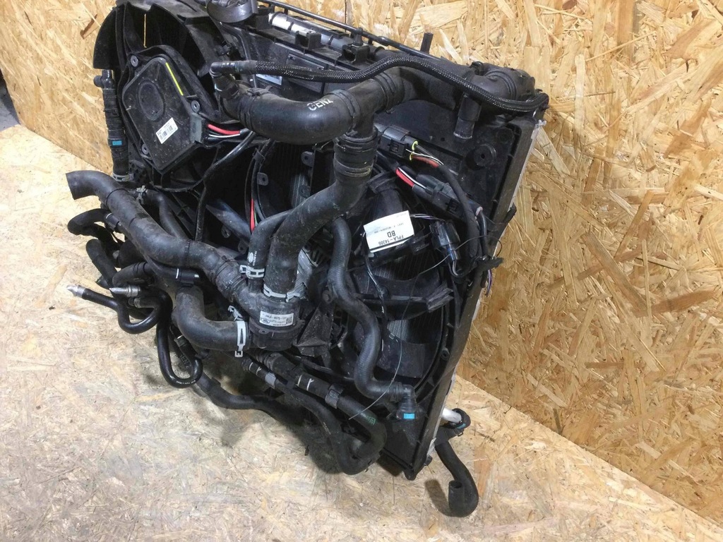 фото №7, Land rover range rover sport l494 pas передний lr048175 cpla-8c607-bh