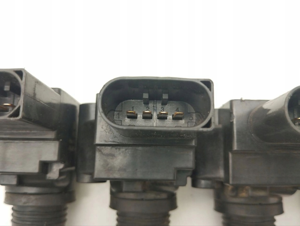 фото №7, Audi a8 s8 d4 4h 2015 катушка зажигания wysokiego напряжения