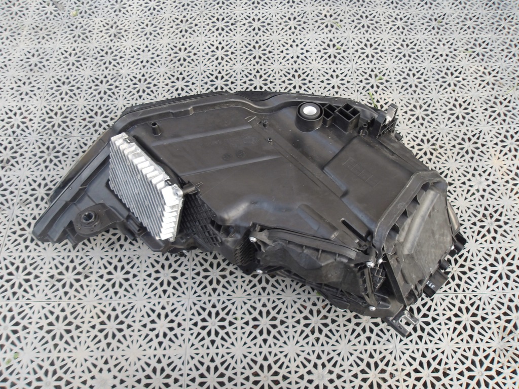 фото №5, Audi оригинальный номер 4k0941035 лампа full led