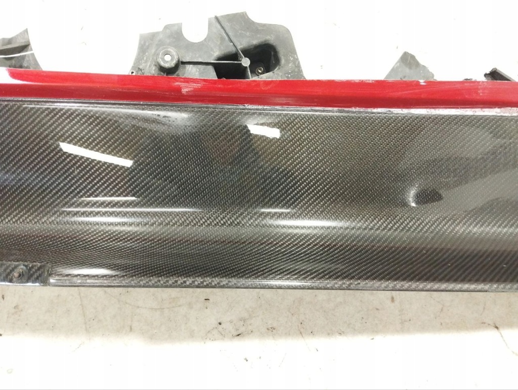 Внутрішній поріг дверний maserati mc 20 cielo 2023 з лівий в Україні