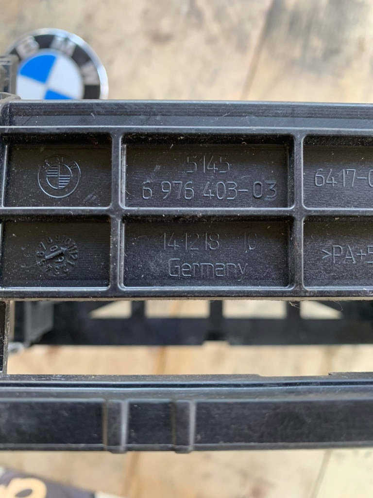 фото №3, Рамка корзина радіо навігації 6976403 bmw 5 e60 e61