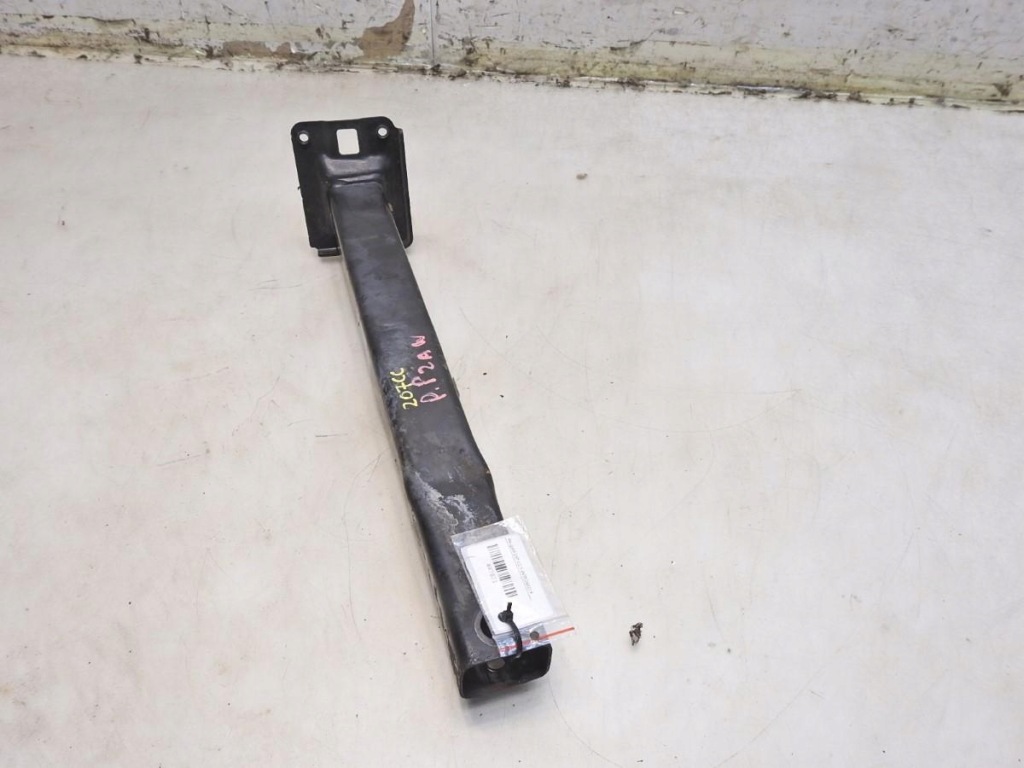 Peugeot 308 1 12r кронштейн  бампера правий перед 219152012 в Україні