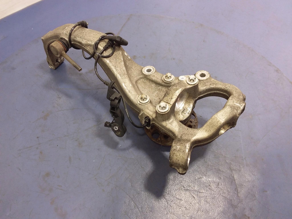 Mercedes s klasa w222 поворотний кулак права перед передня ступиця в Україні