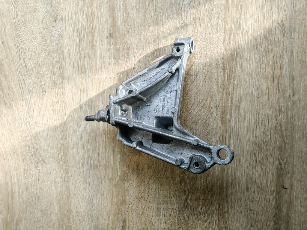 фото №1, 82002922830 кронштейн коробки espace iv 2,0 dci