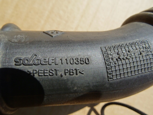 фото №4, Воздухозаборник труба интеркулер renault trafic 144608128r