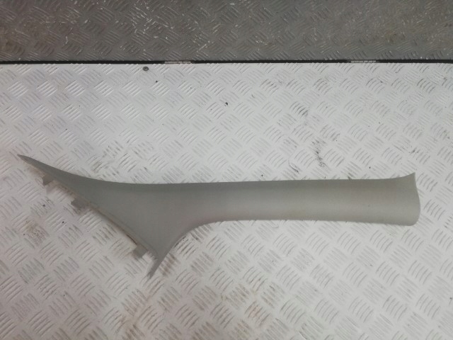 фото №1, Ford ka plus + молдинг защита стойка правый перед