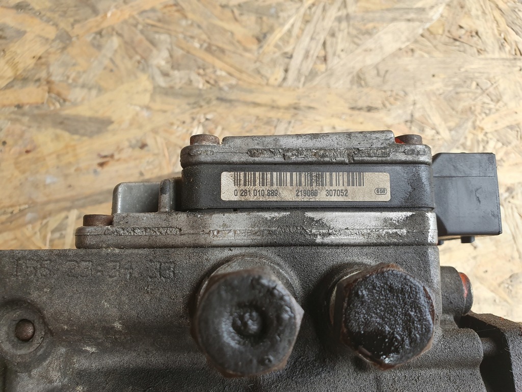 фото №2, Насос упорскування 3.0 dci renault espace iv