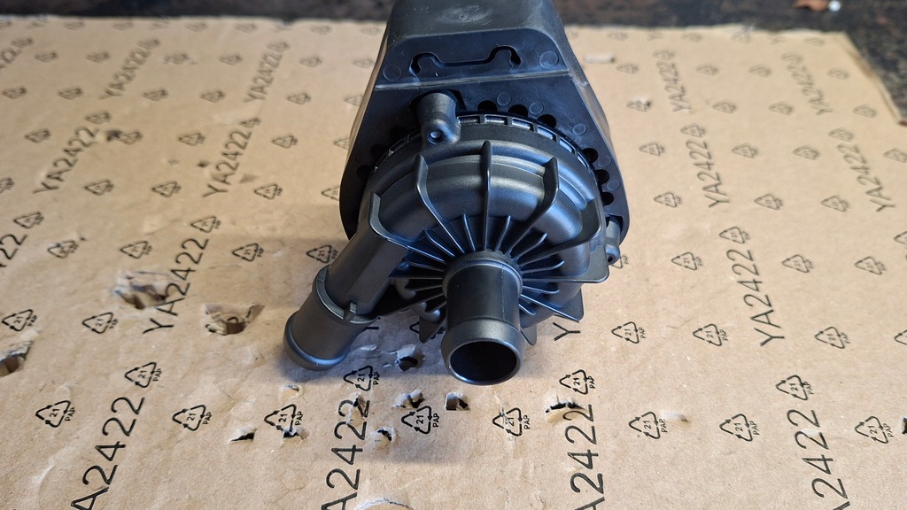 фото №8, Додаткова насос wody рідина охолоджуючої audi vw 1ea965567m nowa