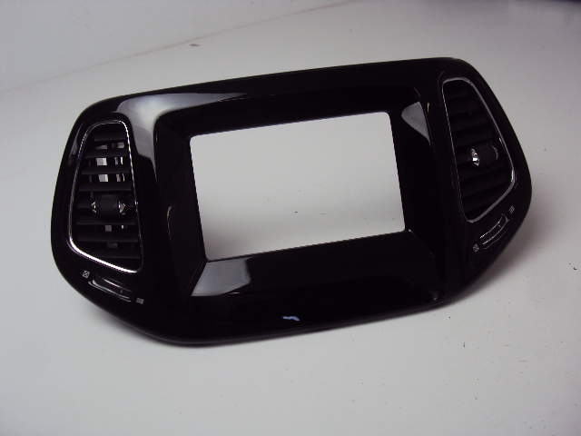 фото №2, Рамка решётки обдув jeep compass ii 2016-