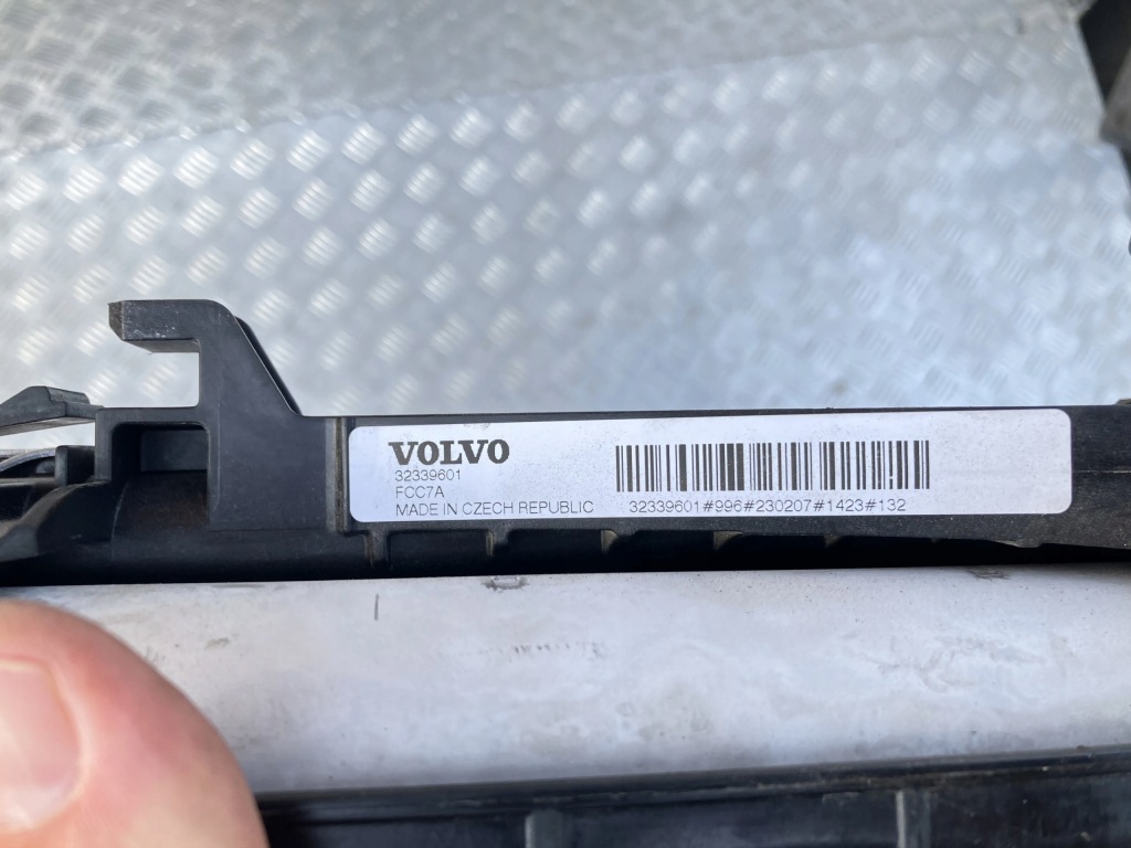 фото №6, Радиатор wody кондиционера volvo ec40 c40 e400v2