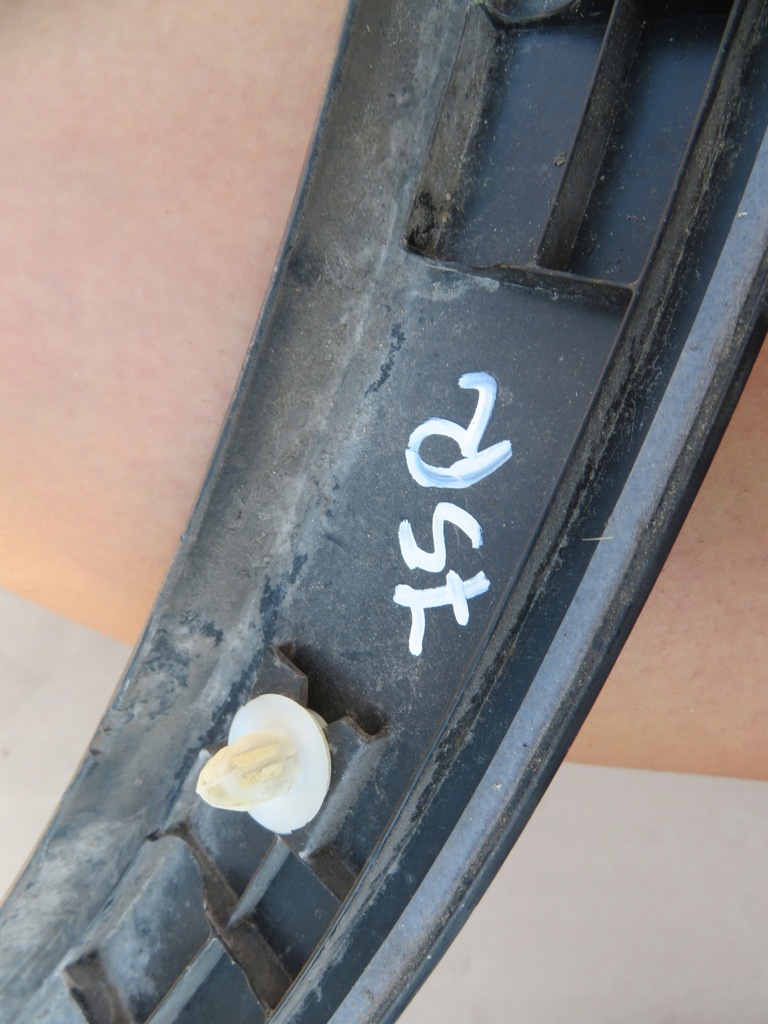 фото №10, Suzuki sx4 s-cross i 13- молдинг накладка крыла правый задняя 77251-61m0