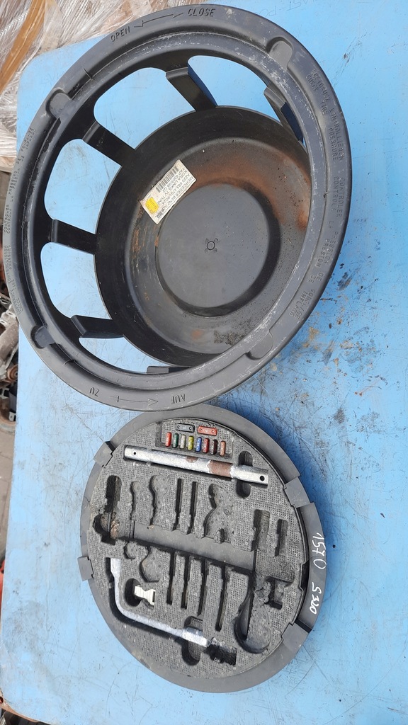 фото №1, Вкладыш колеса запасного mercedes w220