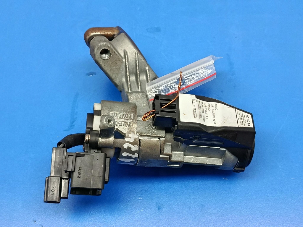 фото №4, Toyota yaris замок запалювання