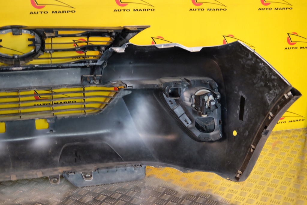 фото №13, Toyota fortuner 2015- бампер перед решётка радиатора противотуманная фара