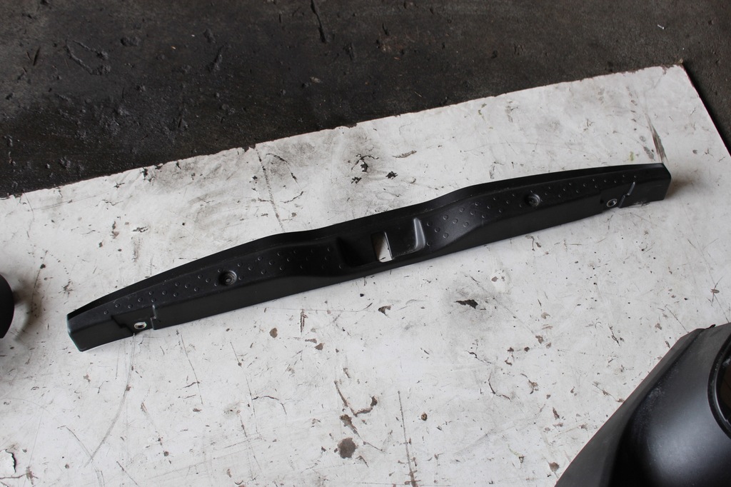 фото №1, Smart forfour ii 2014-.. a453 защита na pas задний багажника