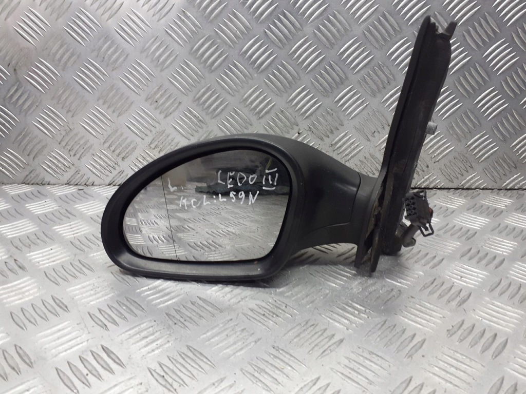 фото №1, Зеркало левая электрический seat toledo iii 5pin e9014142