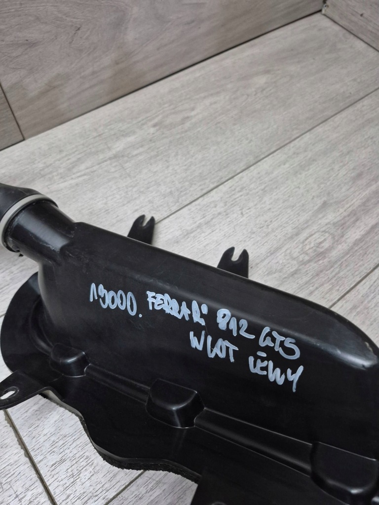 13000. ferrari 812 gts впуск крыло левый ferrari 879675 Киев