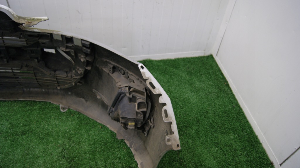 Бампер перед передній peugeot 308 ezrc 9680484677 в Україні