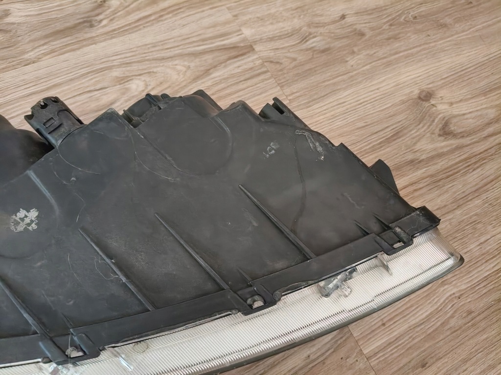 фото №13, Hyundai sonata v лампа передняя левая 05-