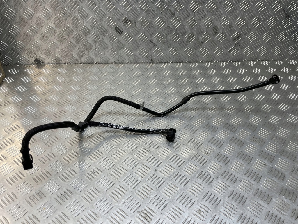 фото №1, Bmw f39 f40 f46 f48 труба пабтрубок  шланг вентиляционный 8671026 8671024