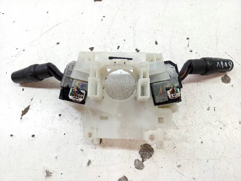 фото №7, Переключатель комбинированный 17d682 17d682 gy mazda 5 i