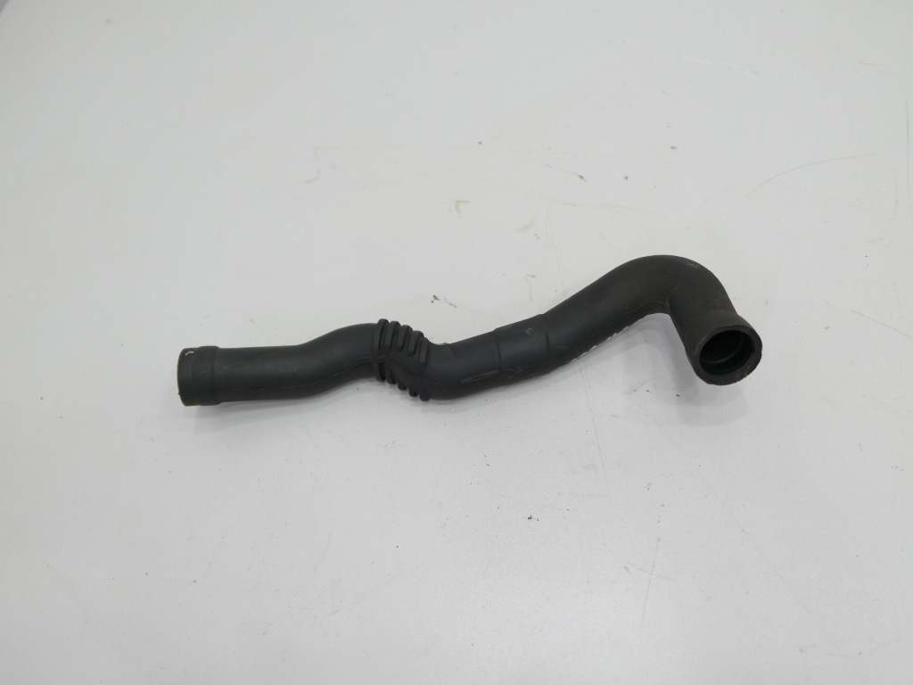 Шланг пабтрубок  труба a2731420283 mercedes cl w216 Цена