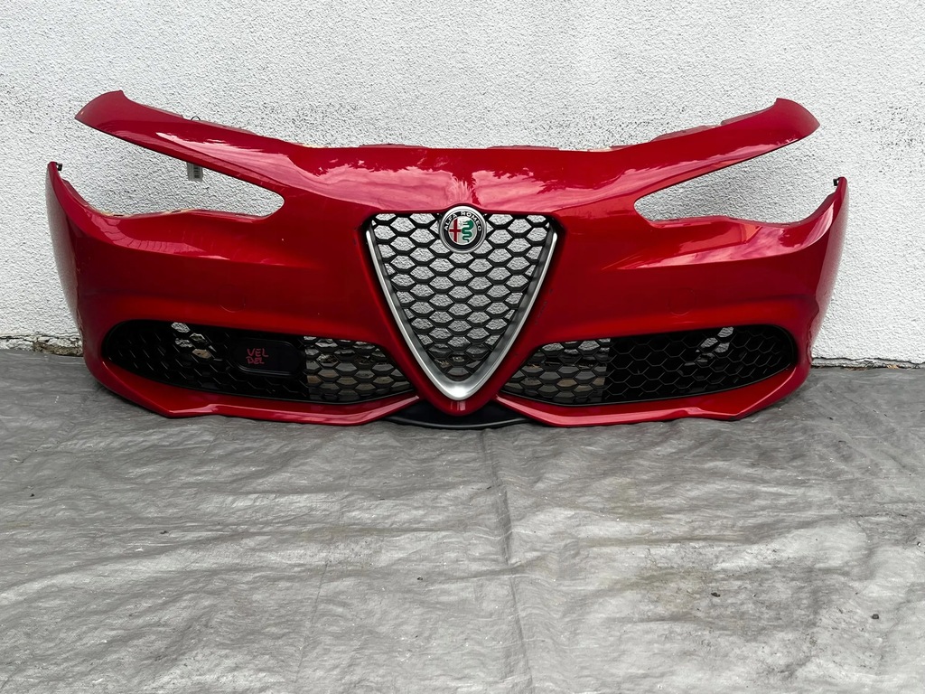 фото №1, Alfa romeo giulia veloce бампер передний kompletny