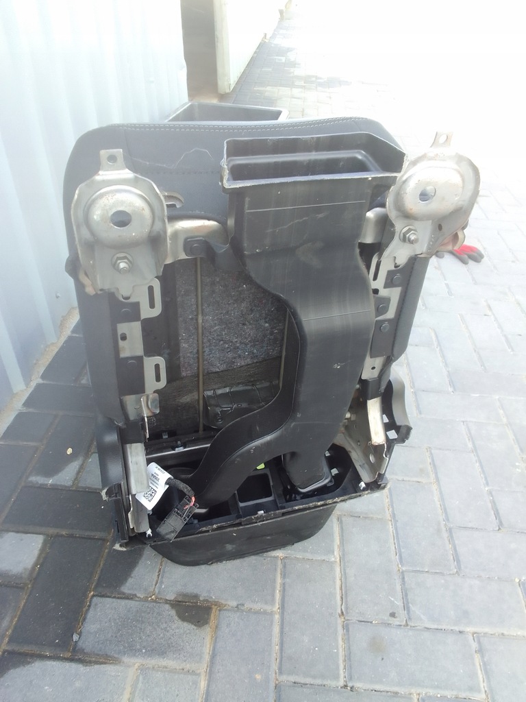 фото №12, Ram 1500 v 19- подлокотник сиденье складной 4345999-tx7 usa