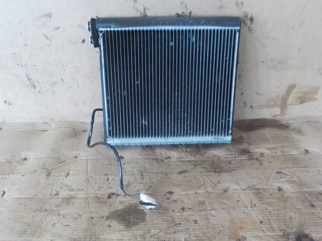 фото №3, Радиатор отопителя avensis 07r.