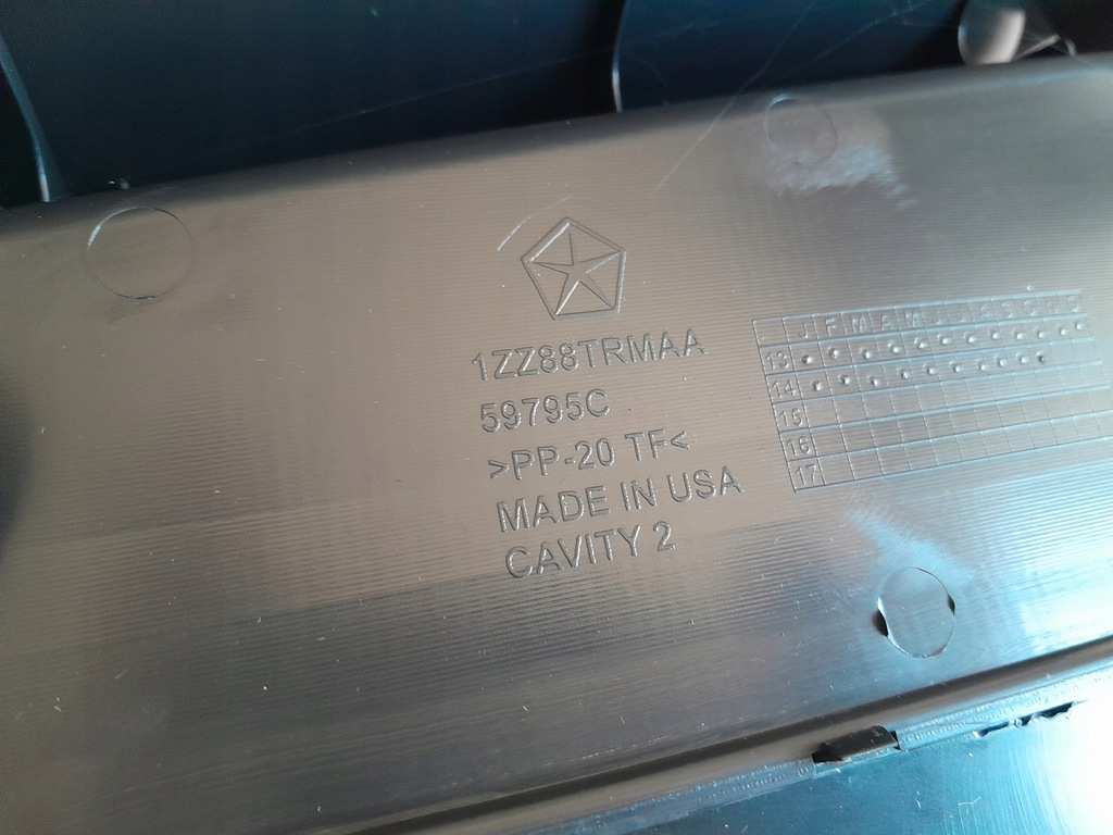 фото №10, Chrysler 200 ii 2014-16 подлокотник туннель средний 68207200ae 1zz88trmaa