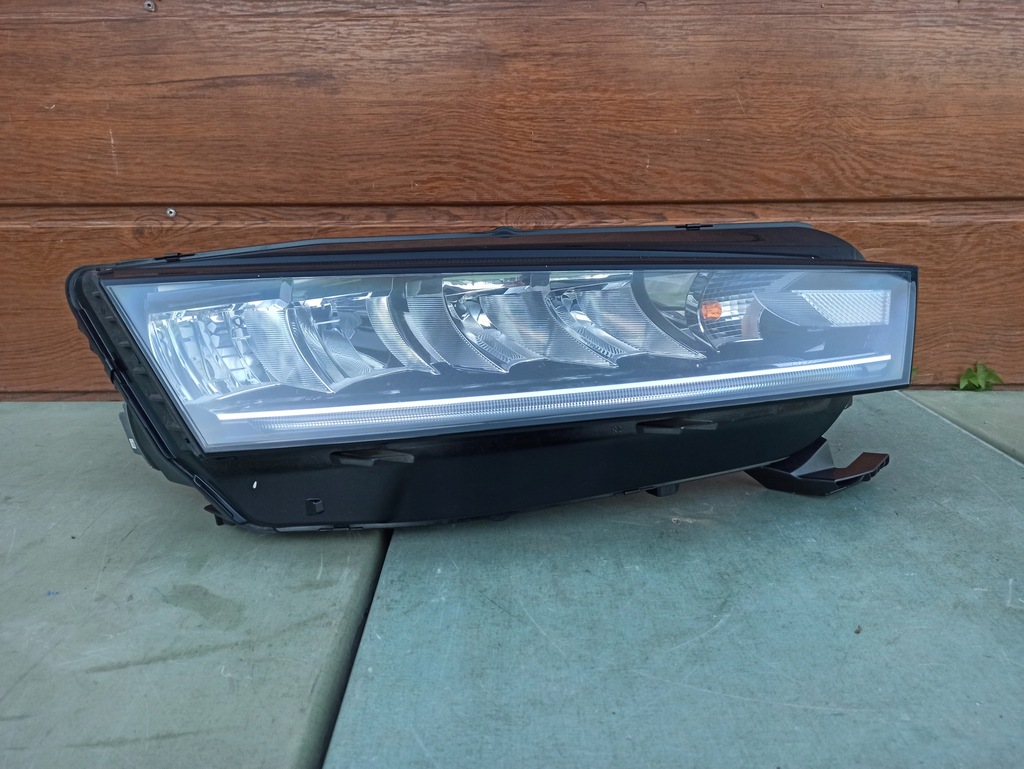 фото №1, Фара правий fullled skoda octavia iv 5e4941016