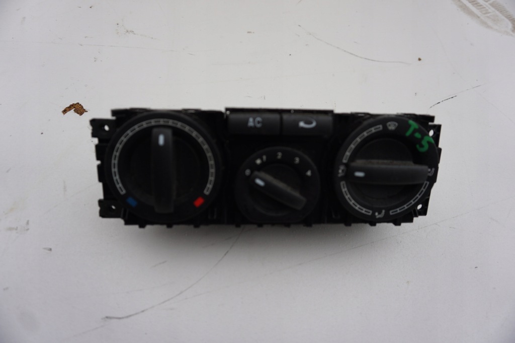 фото №1, Панель обдув 7h0820045am volkswagen transporter t5